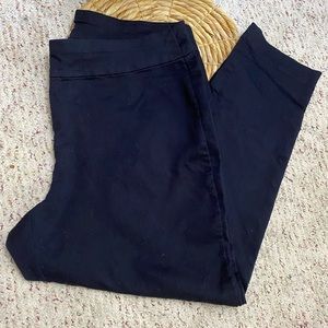 Black pull on stretch pointe pant. Sz 16w. Pull on